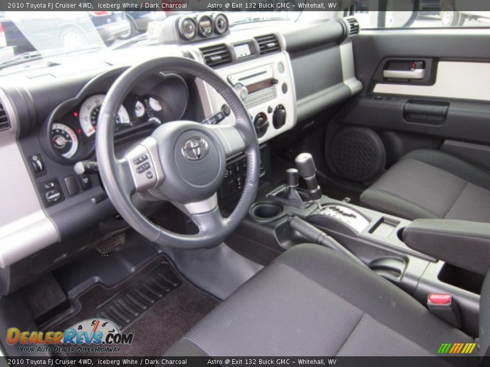 2010 Toyota FJ Cruiser 4WD Iceberg White / Dark Charcoal Photo #16