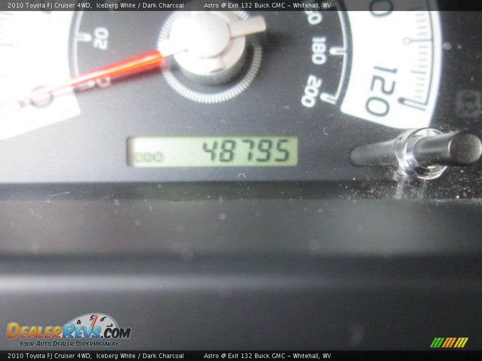 2010 Toyota FJ Cruiser 4WD Iceberg White / Dark Charcoal Photo #20