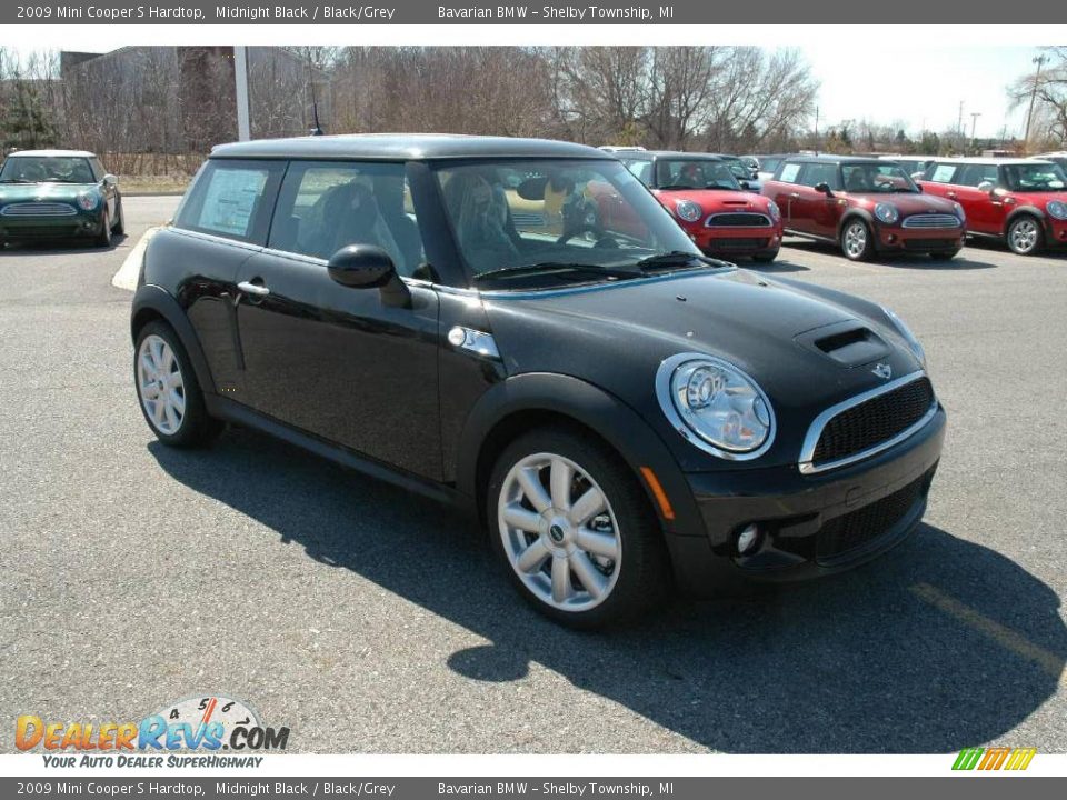 2009 Mini Cooper S Hardtop Midnight Black / Black/Grey Photo #7