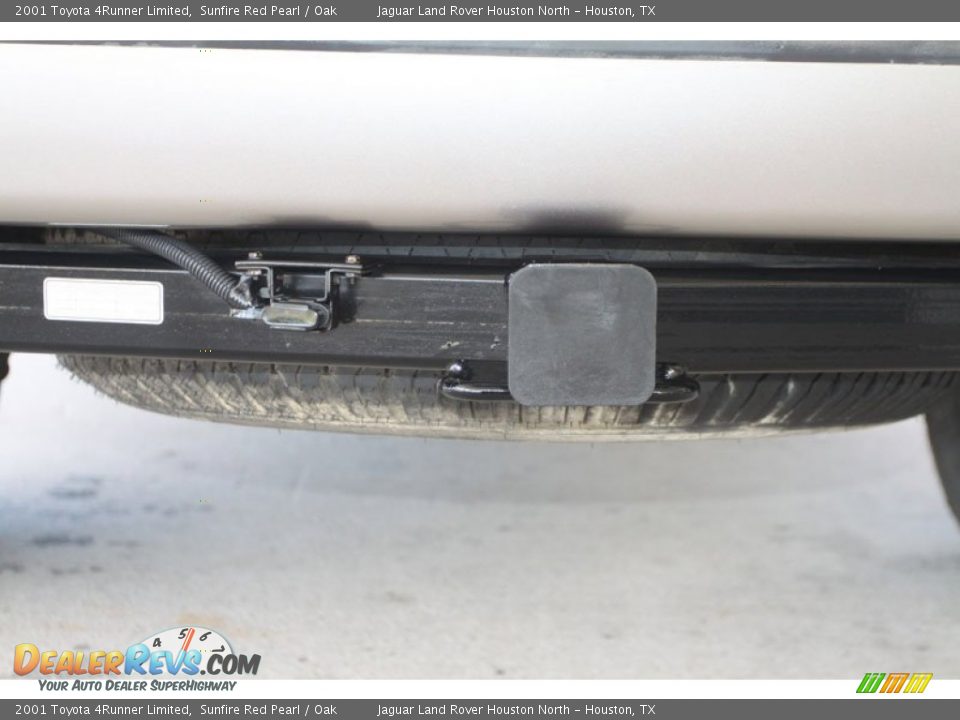 2001 Toyota 4Runner Limited Sunfire Red Pearl / Oak Photo #32