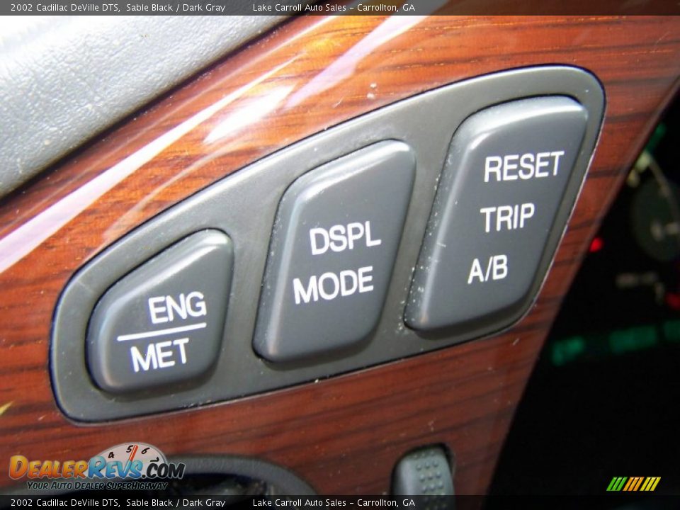 2002 Cadillac DeVille DTS Sable Black / Dark Gray Photo #25