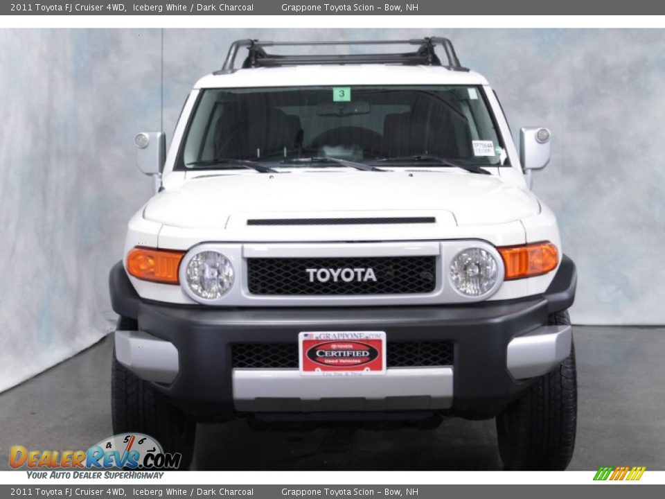 2011 Toyota FJ Cruiser 4WD Iceberg White / Dark Charcoal Photo #2