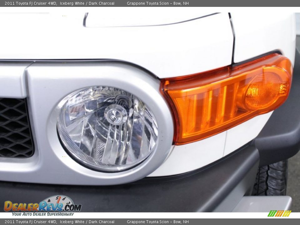 2011 Toyota FJ Cruiser 4WD Iceberg White / Dark Charcoal Photo #4