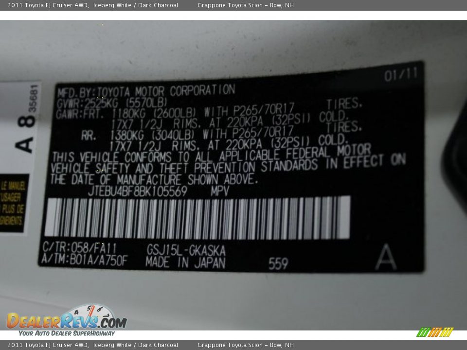 2011 Toyota FJ Cruiser 4WD Iceberg White / Dark Charcoal Photo #7