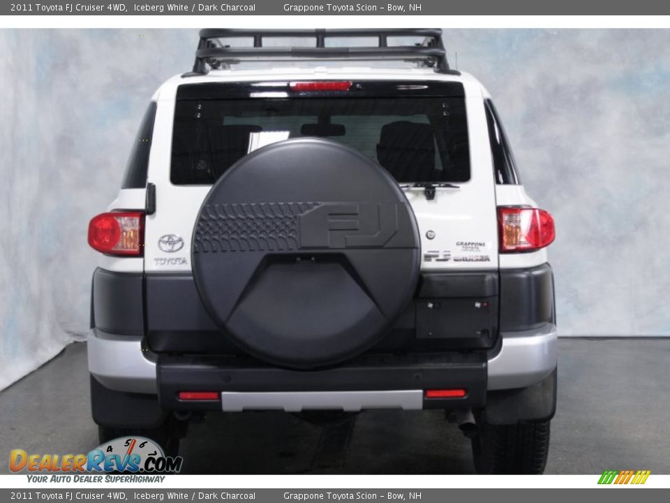 2011 Toyota FJ Cruiser 4WD Iceberg White / Dark Charcoal Photo #9