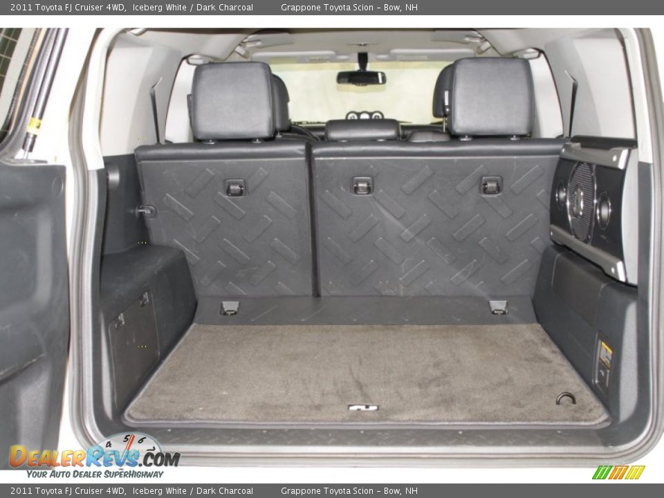 2011 Toyota FJ Cruiser 4WD Iceberg White / Dark Charcoal Photo #13