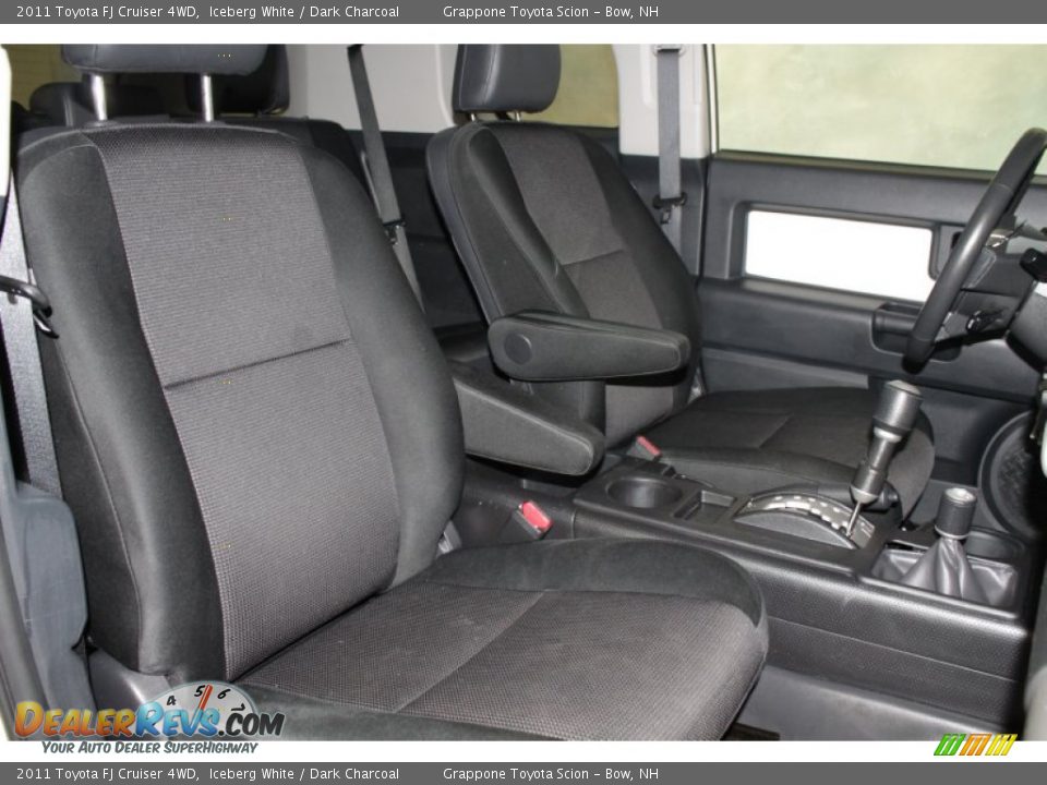 2011 Toyota FJ Cruiser 4WD Iceberg White / Dark Charcoal Photo #15