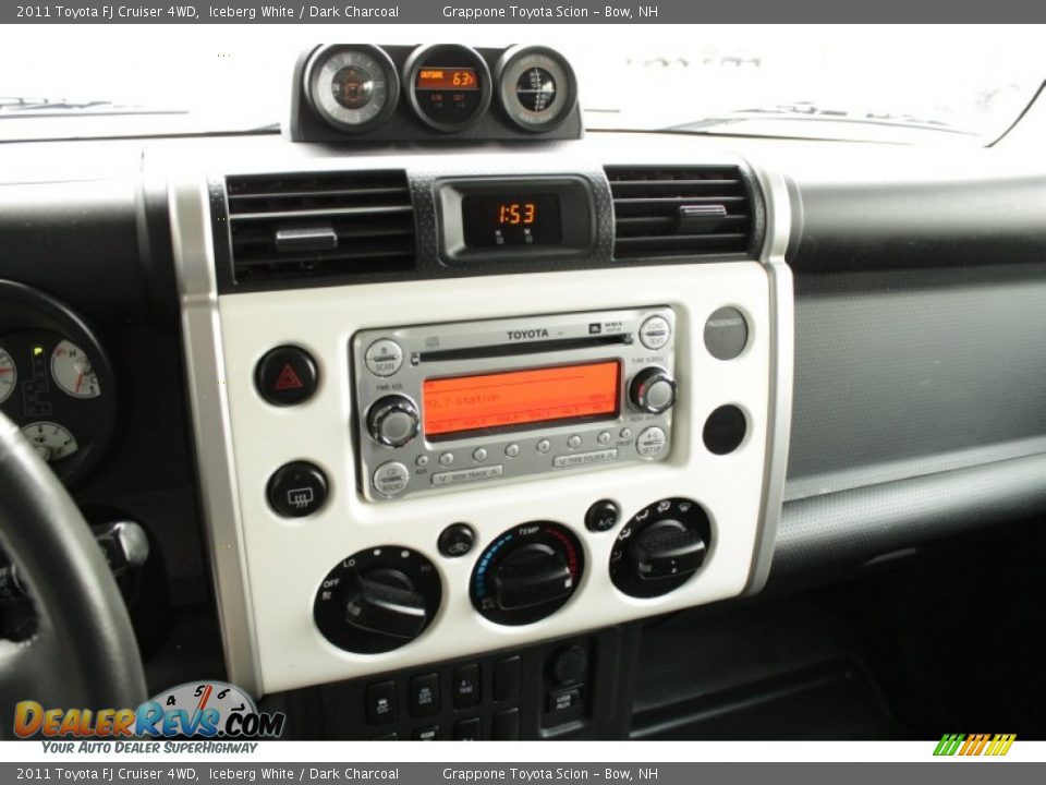 2011 Toyota FJ Cruiser 4WD Iceberg White / Dark Charcoal Photo #23