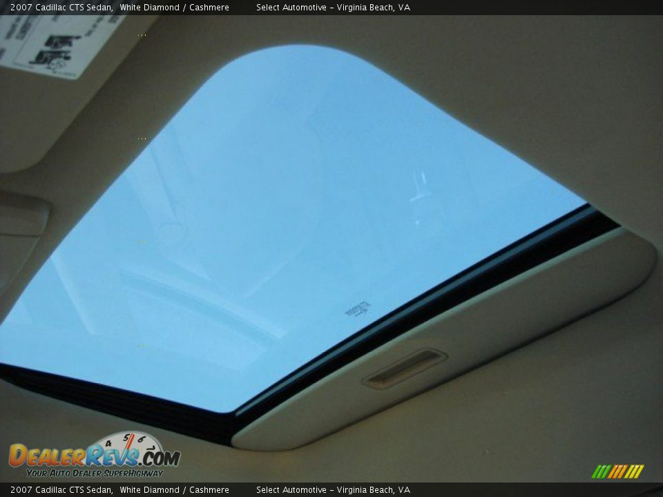 2007 Cadillac CTS Sedan White Diamond / Cashmere Photo #10