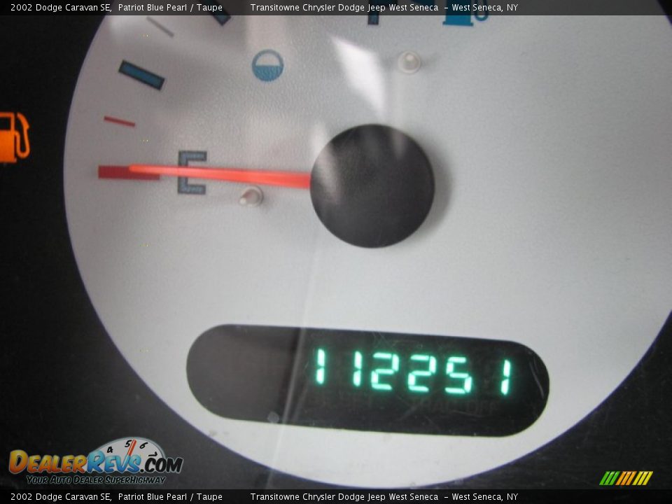 2002 Dodge Caravan SE Patriot Blue Pearl / Taupe Photo #3