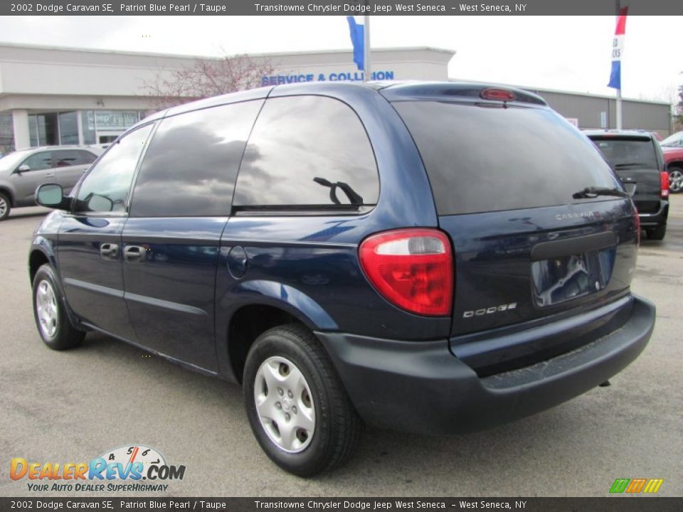 2002 Dodge Caravan SE Patriot Blue Pearl / Taupe Photo #11
