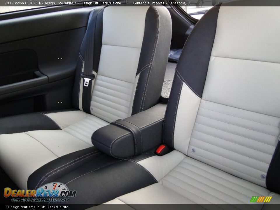 R Design rear sets in Off Black/Calcite - 2012 Volvo C30