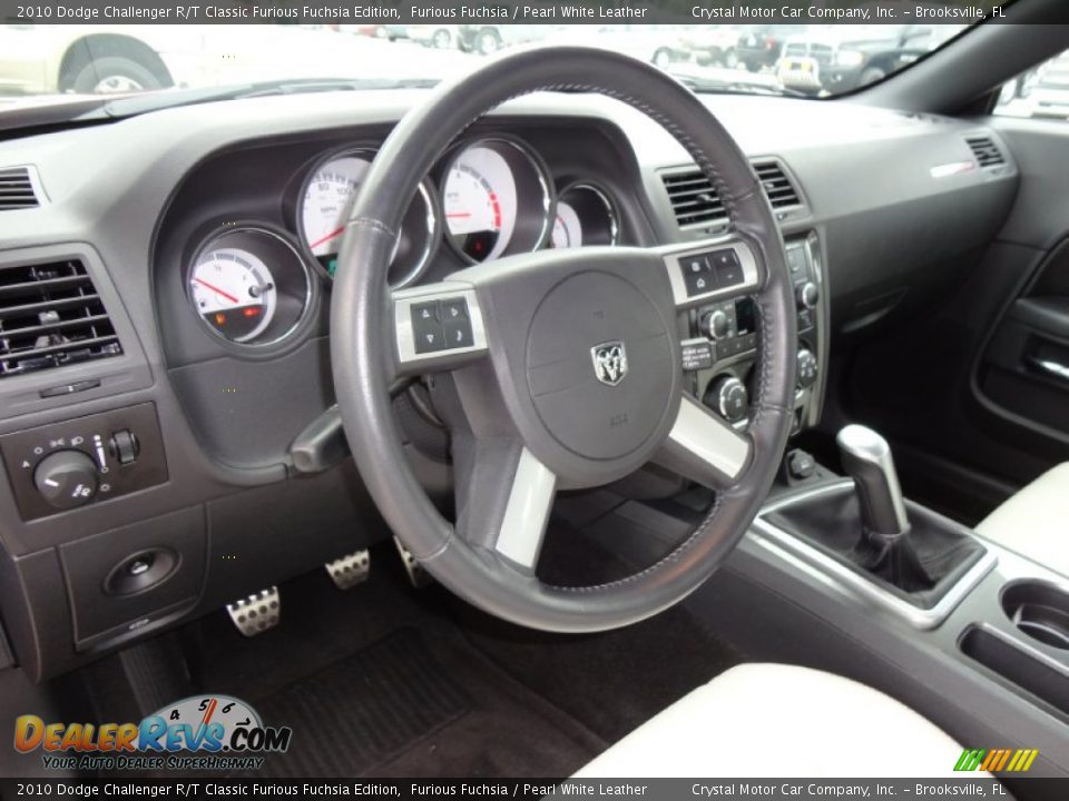 2010 Dodge Challenger R/T Classic Furious Fuchsia Edition Steering Wheel Photo #6