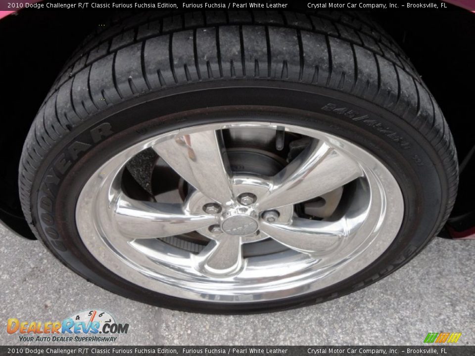 2010 Dodge Challenger R/T Classic Furious Fuchsia Edition Wheel Photo #15