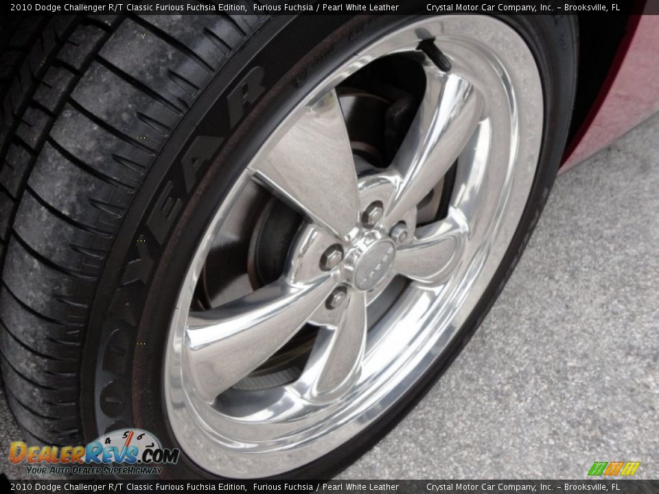 2010 Dodge Challenger R/T Classic Furious Fuchsia Edition Wheel Photo #16