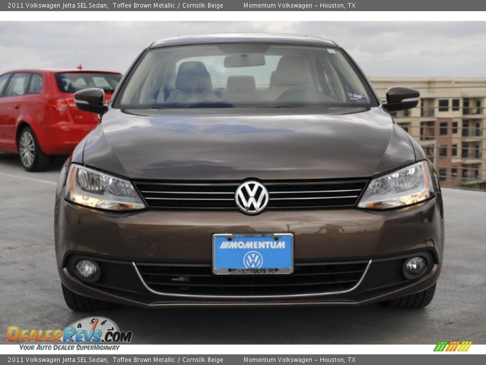 2011 Volkswagen Jetta SEL Sedan Toffee Brown Metallic / Cornsilk Beige Photo #2