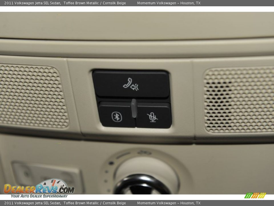 2011 Volkswagen Jetta SEL Sedan Toffee Brown Metallic / Cornsilk Beige Photo #15