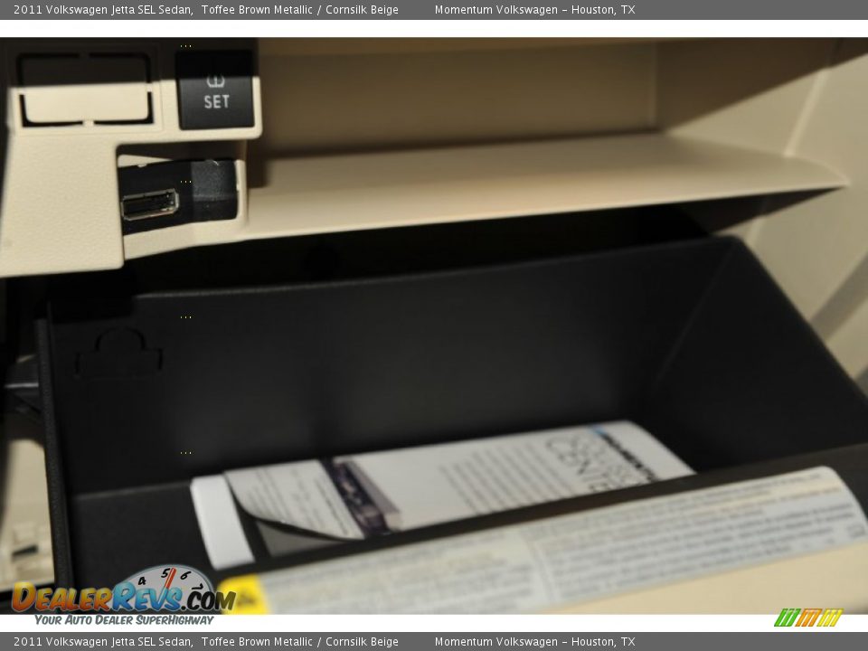 2011 Volkswagen Jetta SEL Sedan Toffee Brown Metallic / Cornsilk Beige Photo #19