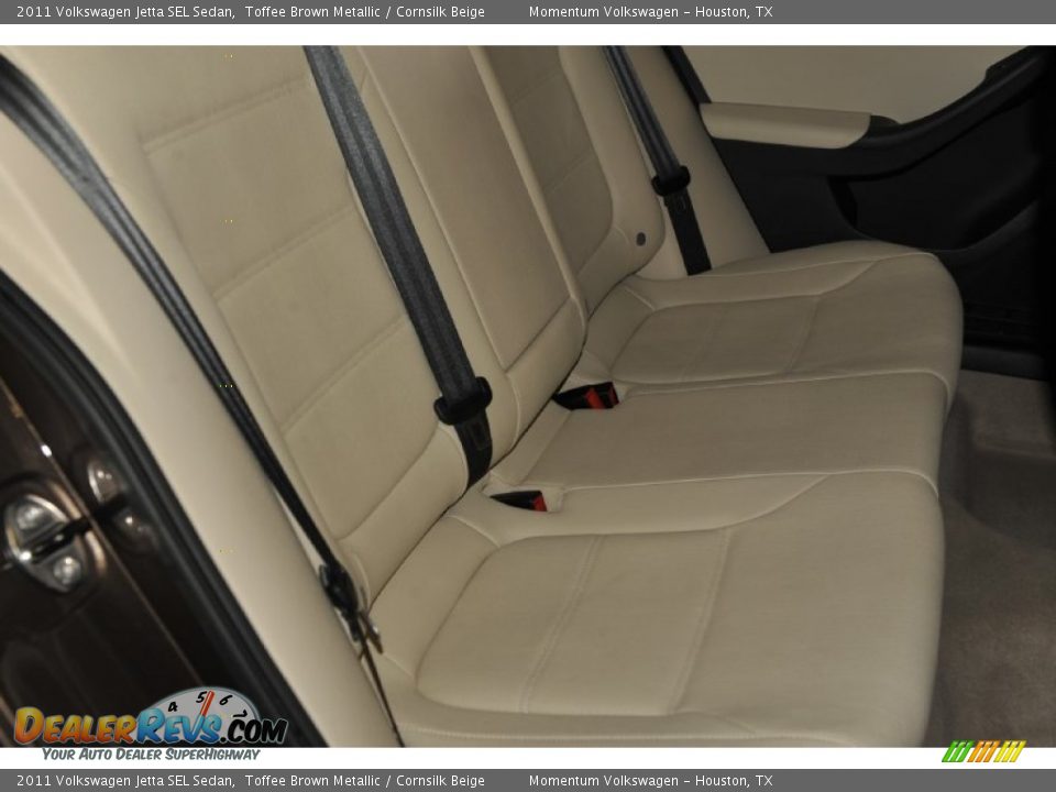 2011 Volkswagen Jetta SEL Sedan Toffee Brown Metallic / Cornsilk Beige Photo #33