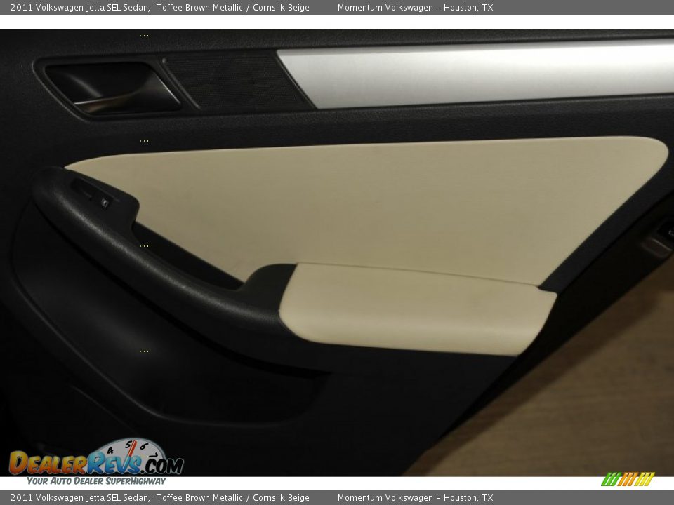 2011 Volkswagen Jetta SEL Sedan Toffee Brown Metallic / Cornsilk Beige Photo #34
