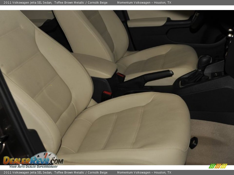 2011 Volkswagen Jetta SEL Sedan Toffee Brown Metallic / Cornsilk Beige Photo #35