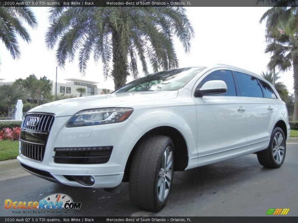 Front 3/4 View of 2010 Audi Q7 3.0 TDI quattro Photo #2