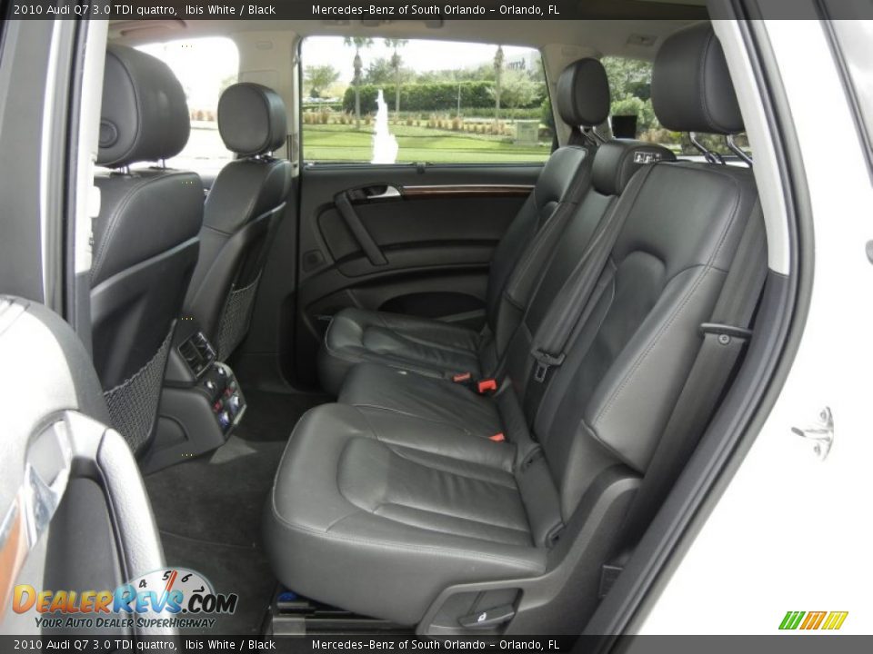 Black Interior - 2010 Audi Q7 3.0 TDI quattro Photo #17
