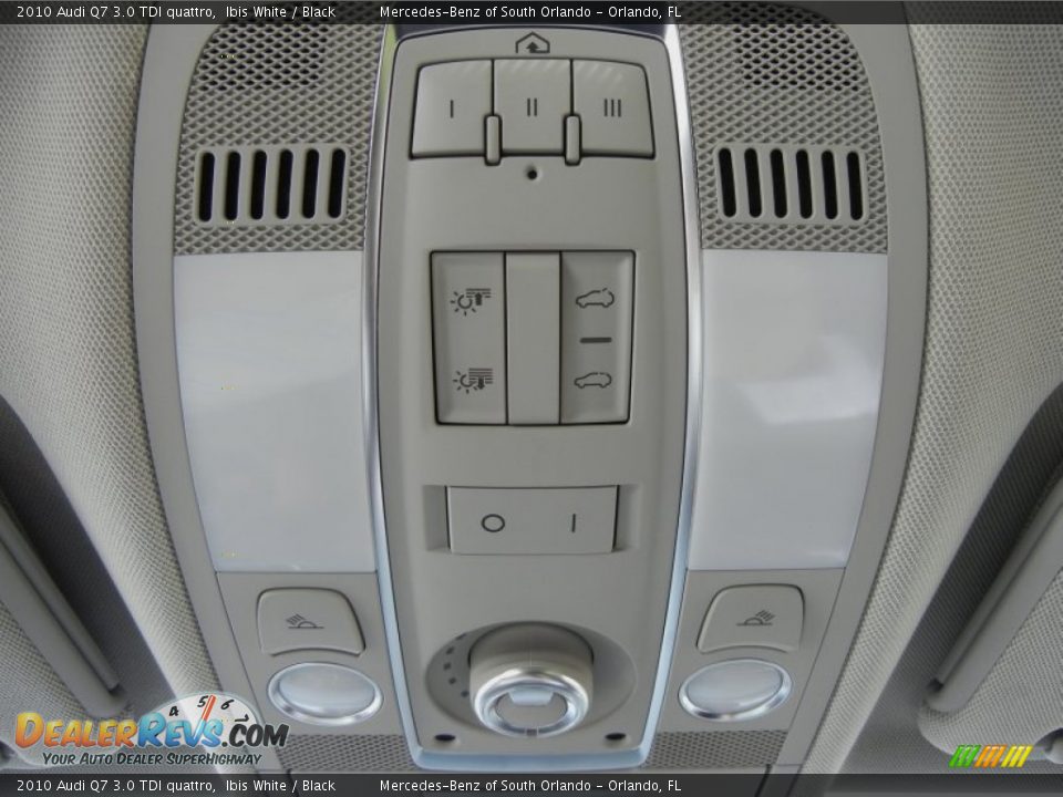 Controls of 2010 Audi Q7 3.0 TDI quattro Photo #32