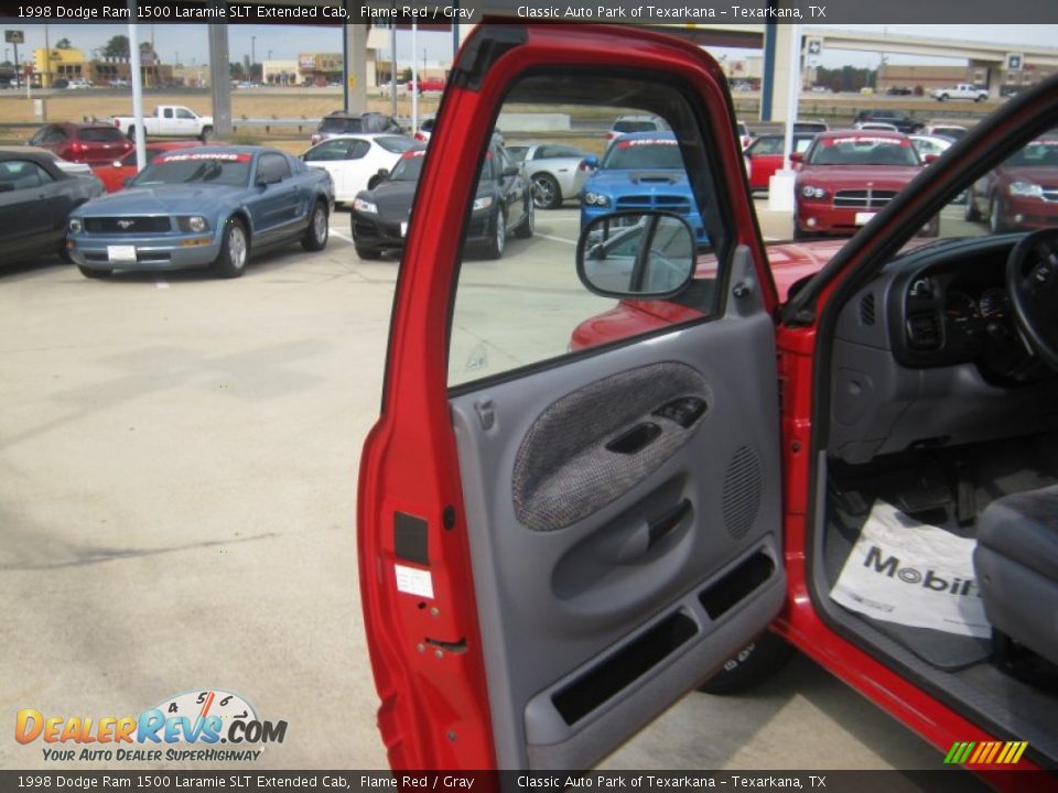 1998 Dodge Ram 1500 Laramie SLT Extended Cab Flame Red / Gray Photo #14