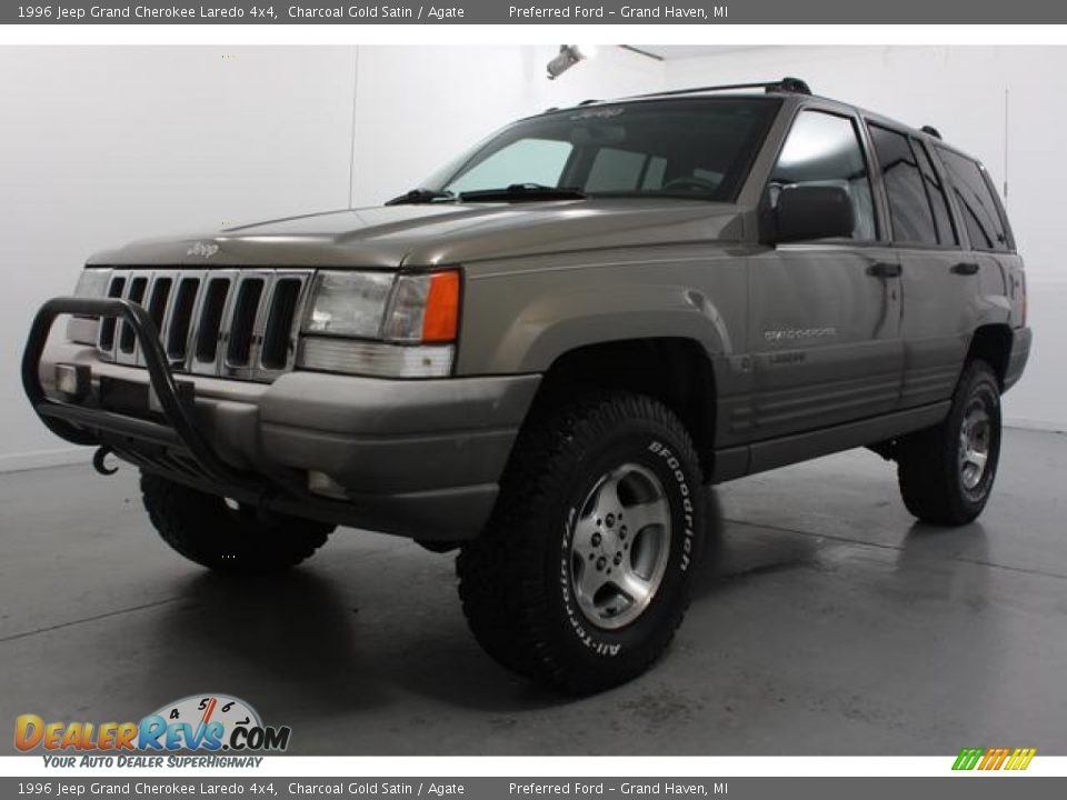 1996 Jeep Grand Cherokee Laredo 4x4 Charcoal Gold Satin / Agate Photo #1