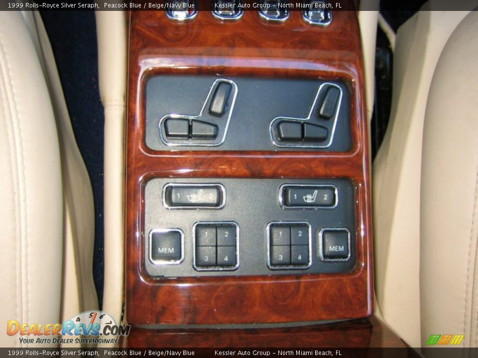 Controls of 1999 Rolls-Royce Silver Seraph  Photo #32