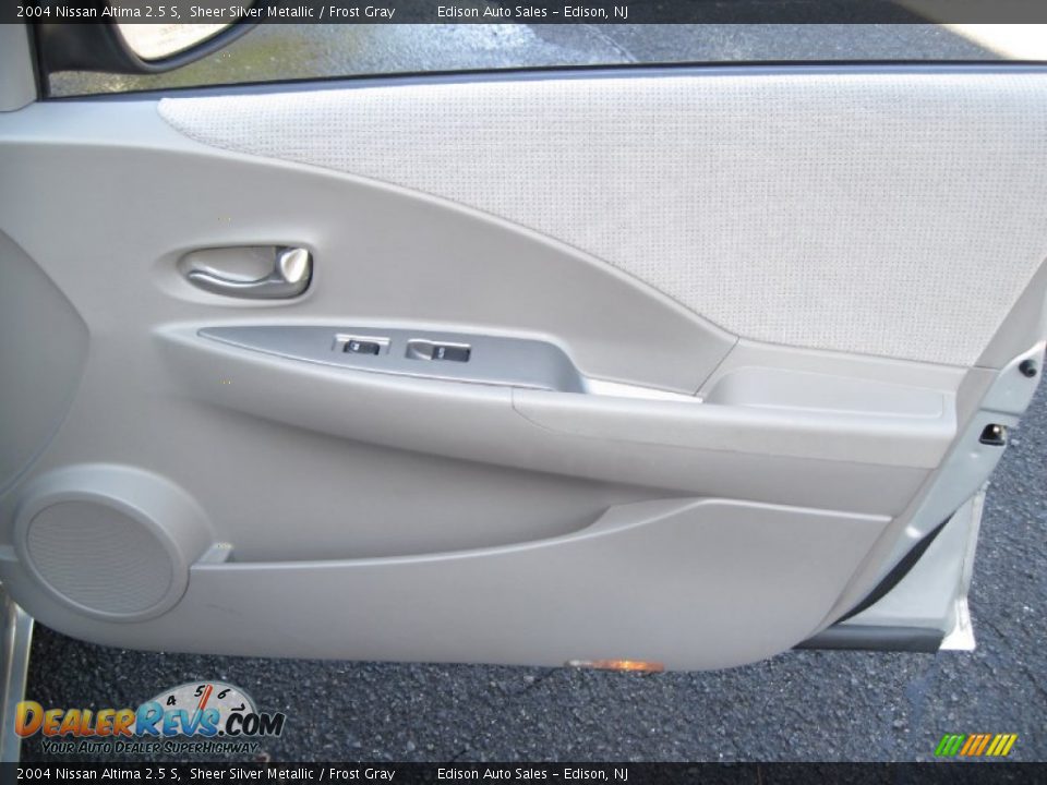 2004 Nissan Altima 2.5 S Sheer Silver Metallic / Frost Gray Photo #26