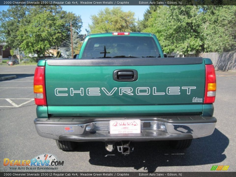 2000 Chevrolet Silverado 1500 LS Regular Cab 4x4 Meadow Green Metallic / Graphite Photo #6