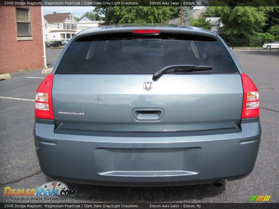 2006 Dodge Magnum Magnesium Pearlcoat / Dark Slate Gray/Light Graystone Photo #6