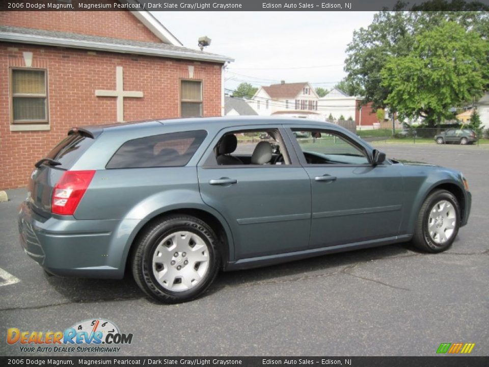2006 Dodge Magnum Magnesium Pearlcoat / Dark Slate Gray/Light Graystone Photo #8