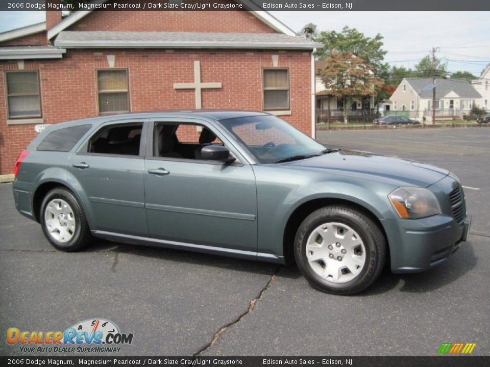 2006 Dodge Magnum Magnesium Pearlcoat / Dark Slate Gray/Light Graystone Photo #10