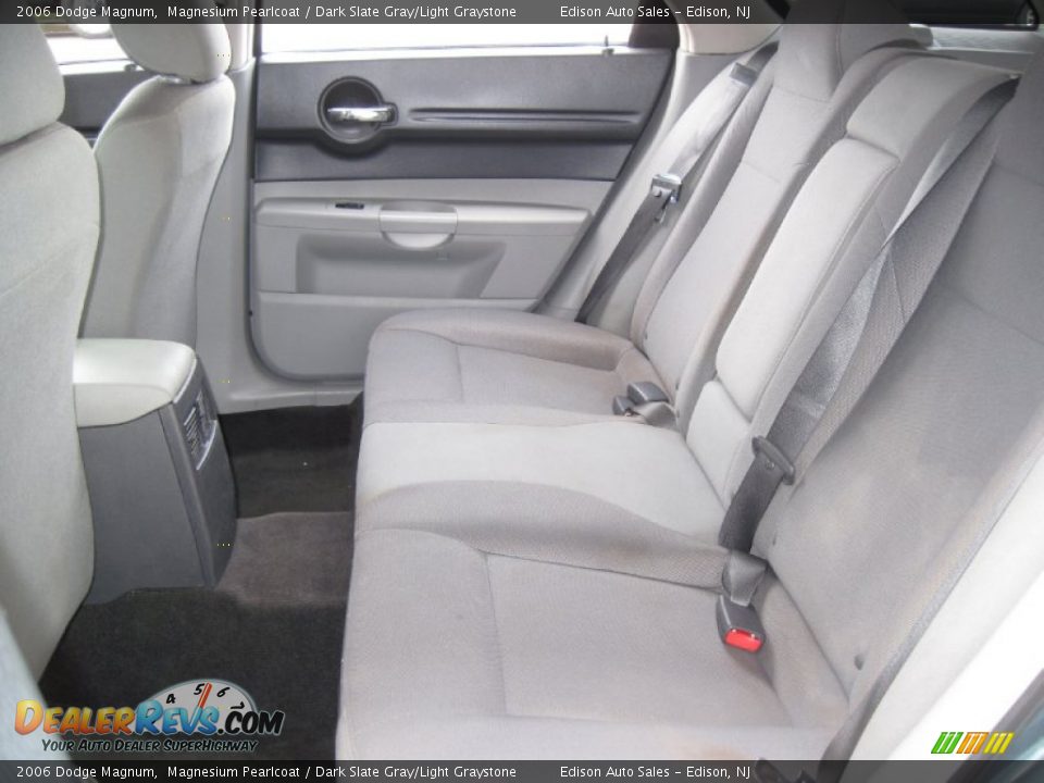 2006 Dodge Magnum Magnesium Pearlcoat / Dark Slate Gray/Light Graystone Photo #17