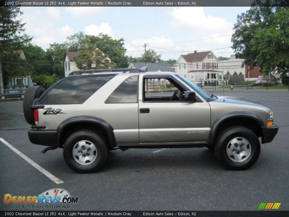 2002 Chevrolet Blazer LS ZR2 4x4 Light Pewter Metallic / Medium Gray Photo #9