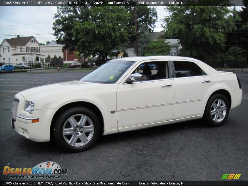 Cool Vanilla 2005 Chrysler 300 C HEMI AWD Photo #1