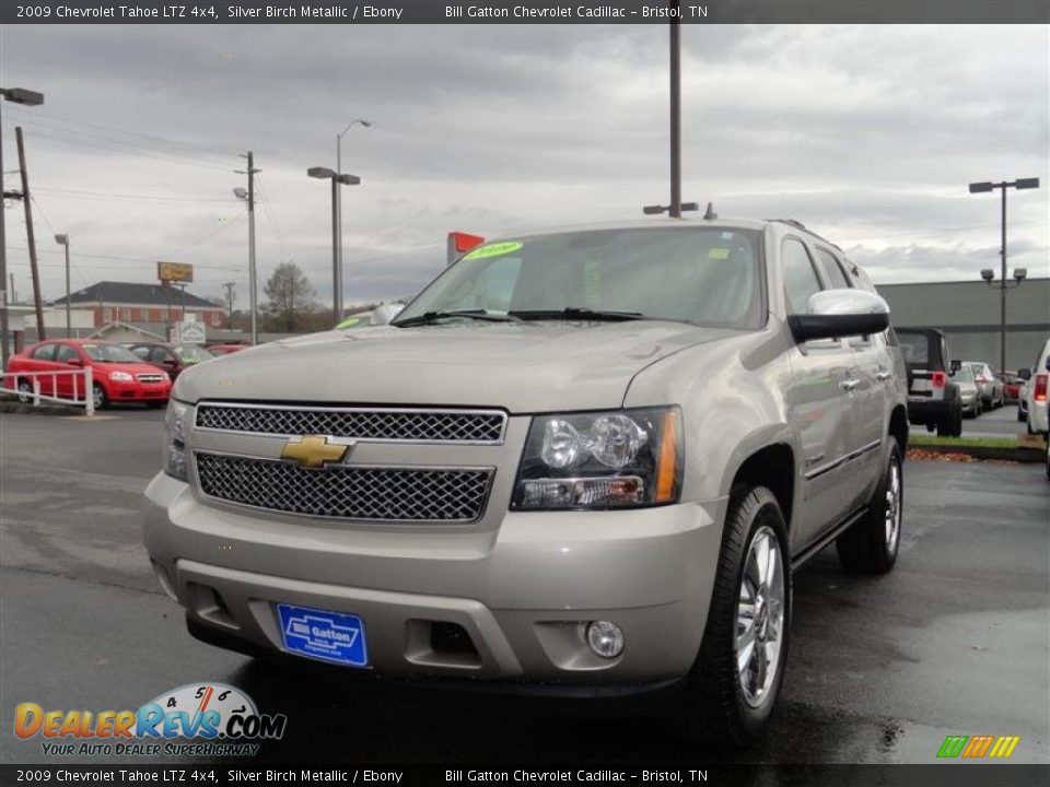 2009 Chevrolet Tahoe LTZ 4x4 Silver Birch Metallic / Ebony Photo #2