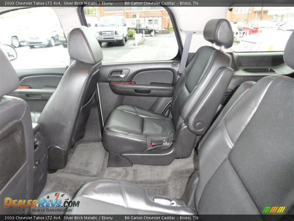 2009 Chevrolet Tahoe LTZ 4x4 Silver Birch Metallic / Ebony Photo #7