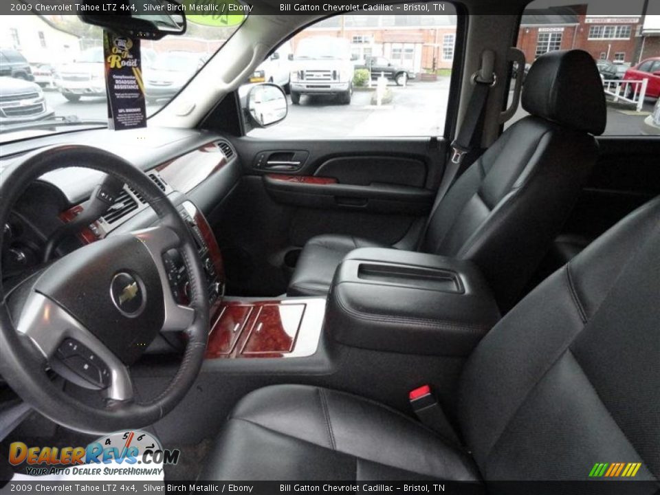 2009 Chevrolet Tahoe LTZ 4x4 Silver Birch Metallic / Ebony Photo #8