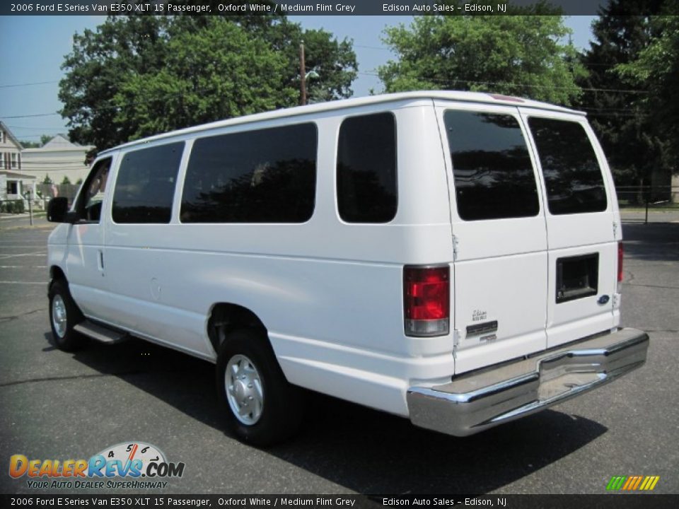 2006 Ford E Series Van E350 XLT 15 Passenger Oxford White / Medium Flint Grey Photo #5