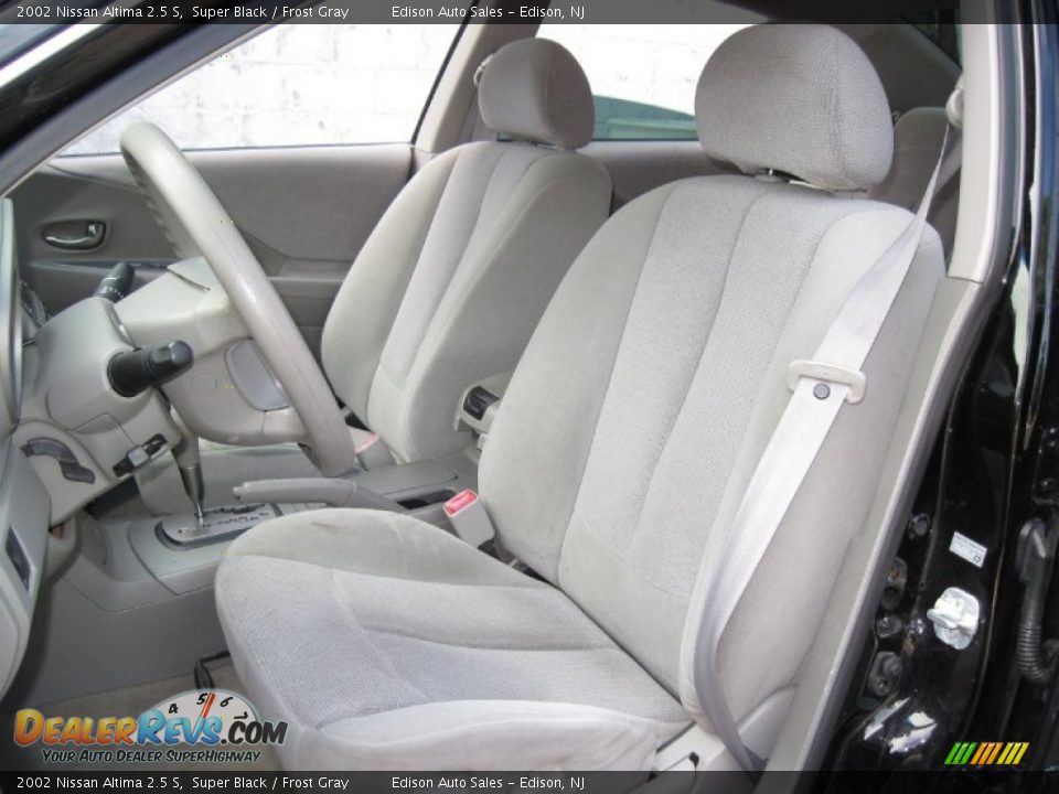 2002 Nissan Altima 2.5 S Super Black / Frost Gray Photo #13