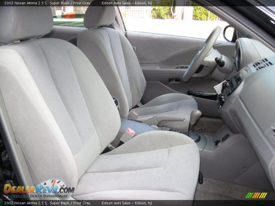 2002 Nissan Altima 2.5 S Super Black / Frost Gray Photo #14