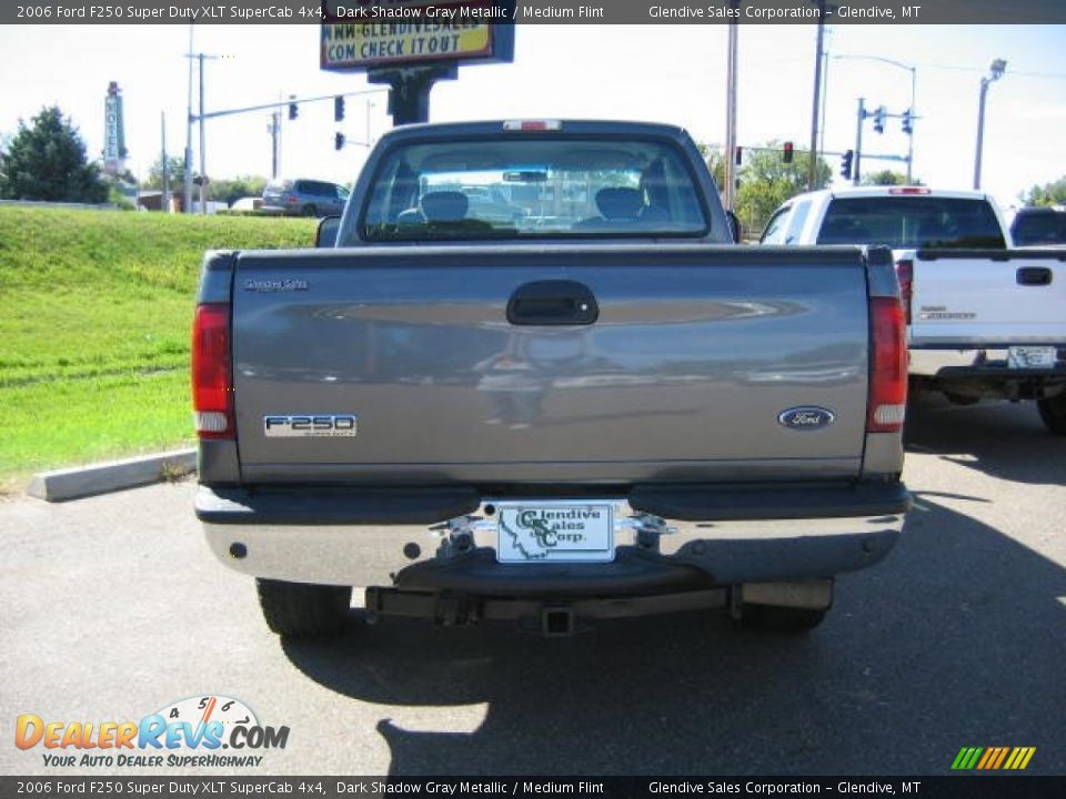 2006 Ford F250 Super Duty XLT SuperCab 4x4 Dark Shadow Gray Metallic / Medium Flint Photo #7