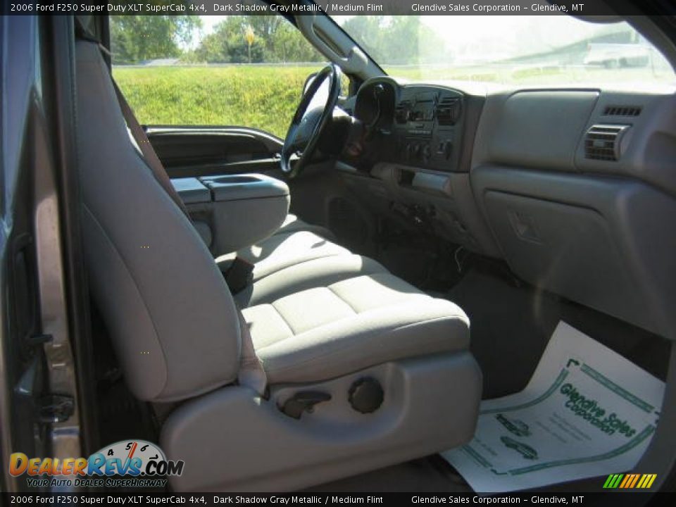 2006 Ford F250 Super Duty XLT SuperCab 4x4 Dark Shadow Gray Metallic / Medium Flint Photo #14