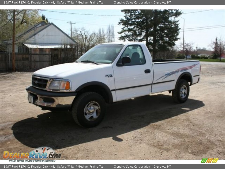 1997 Ford F150 XL Regular Cab 4x4 Oxford White / Medium Prairie Tan Photo #1