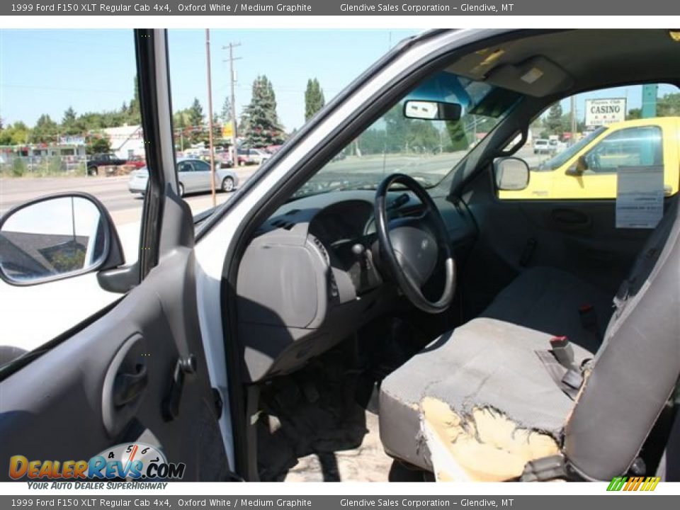1999 Ford F150 XLT Regular Cab 4x4 Oxford White / Medium Graphite Photo #6