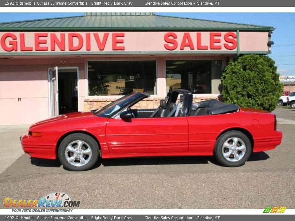 1992 Oldsmobile Cutlass Supreme Convertible Bright Red / Dark Gray Photo #2